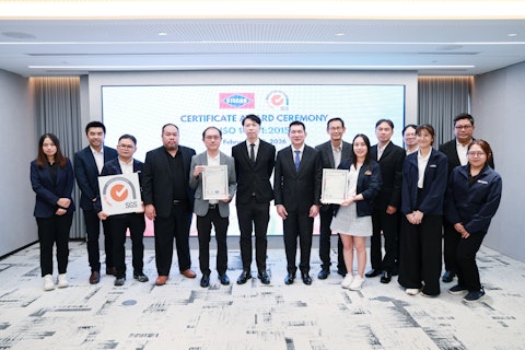 ผู้บริหารและทีมงาน บริษัท ซิโน-ไทย เอ็นจีเนียริ่ง แอนด์ คอนสตรัคชั่น จำกัด (มหาชน) ร่วมพิธีรับรอง ISO 14001:2015 จาก SGS