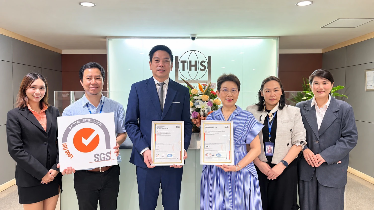 SGS presents the ISO 9001 certificate to Teo Hong Silom Co., Ltd.