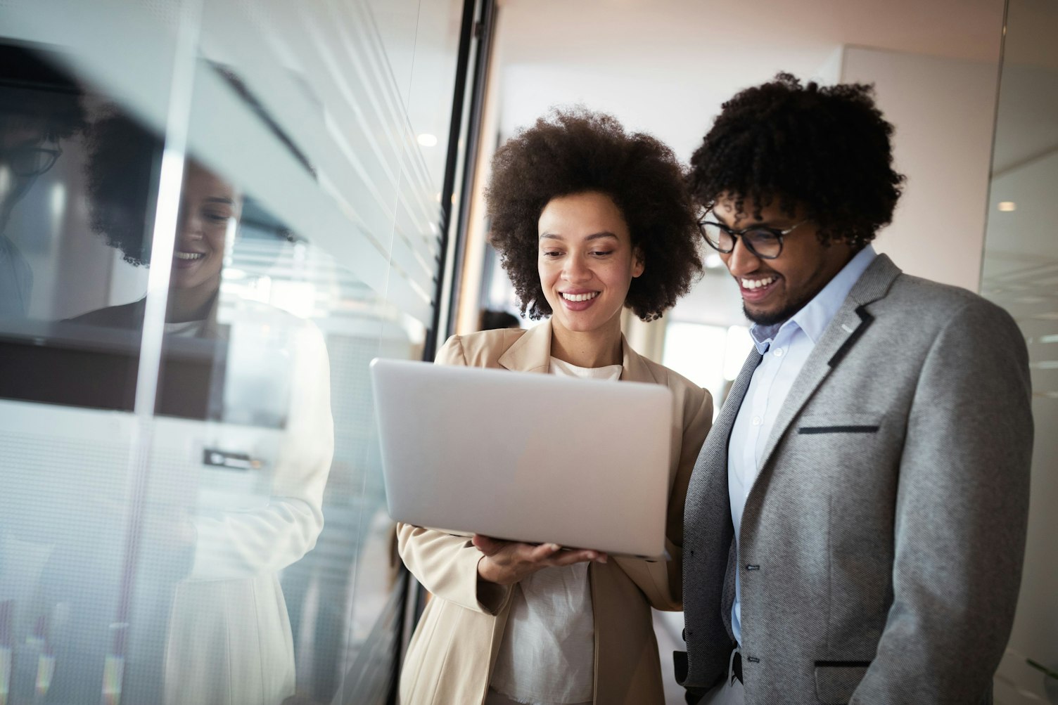 Business People Working and Brainstorming in office Clip