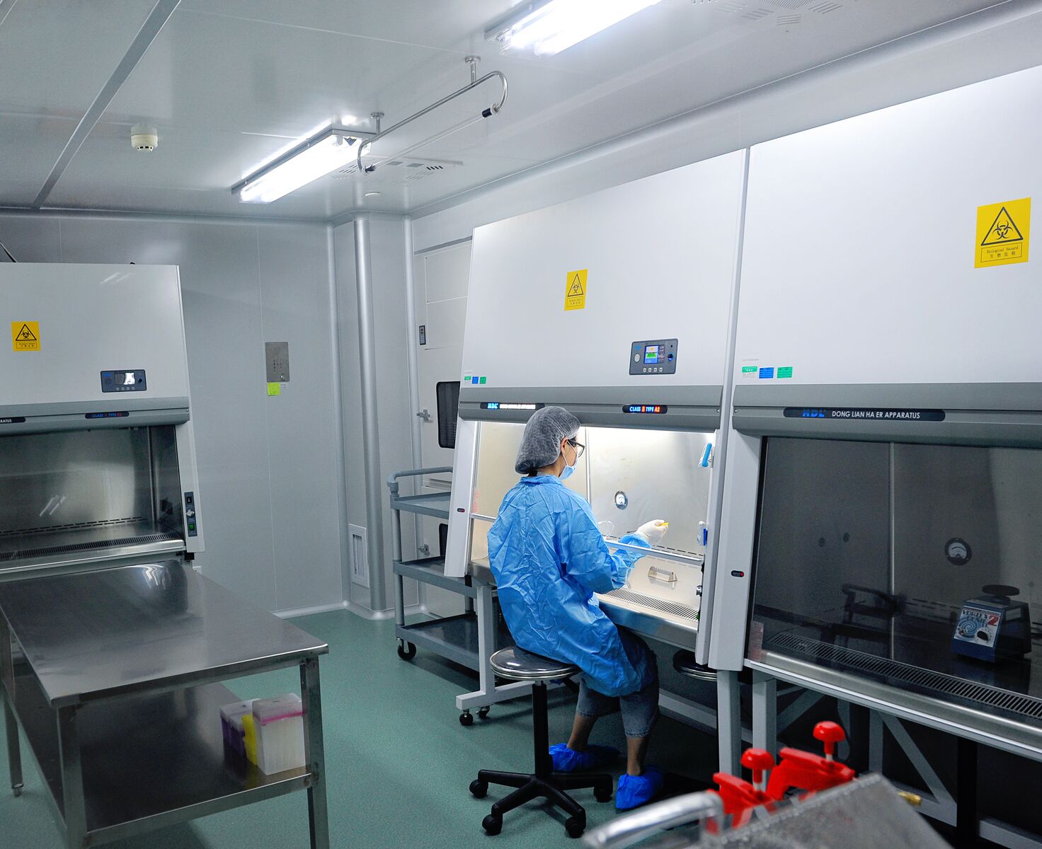 SGS Testing Laboratory in Guangzhou China 22