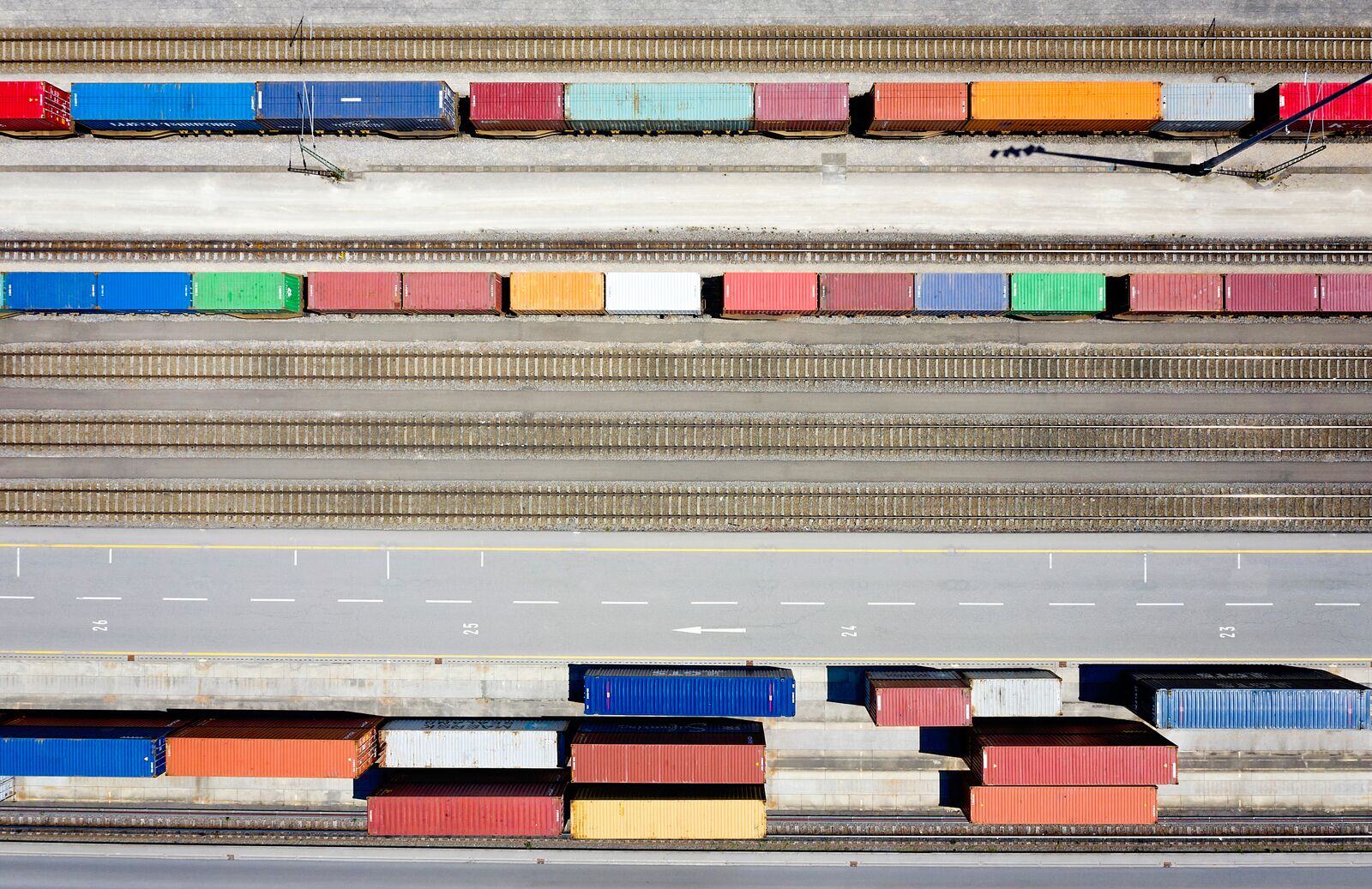 Vista aérea de trenes de carga
