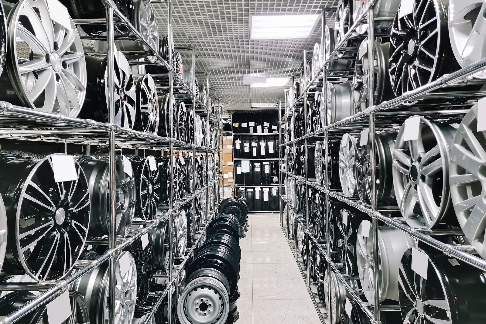 Auto Parts Warehouse