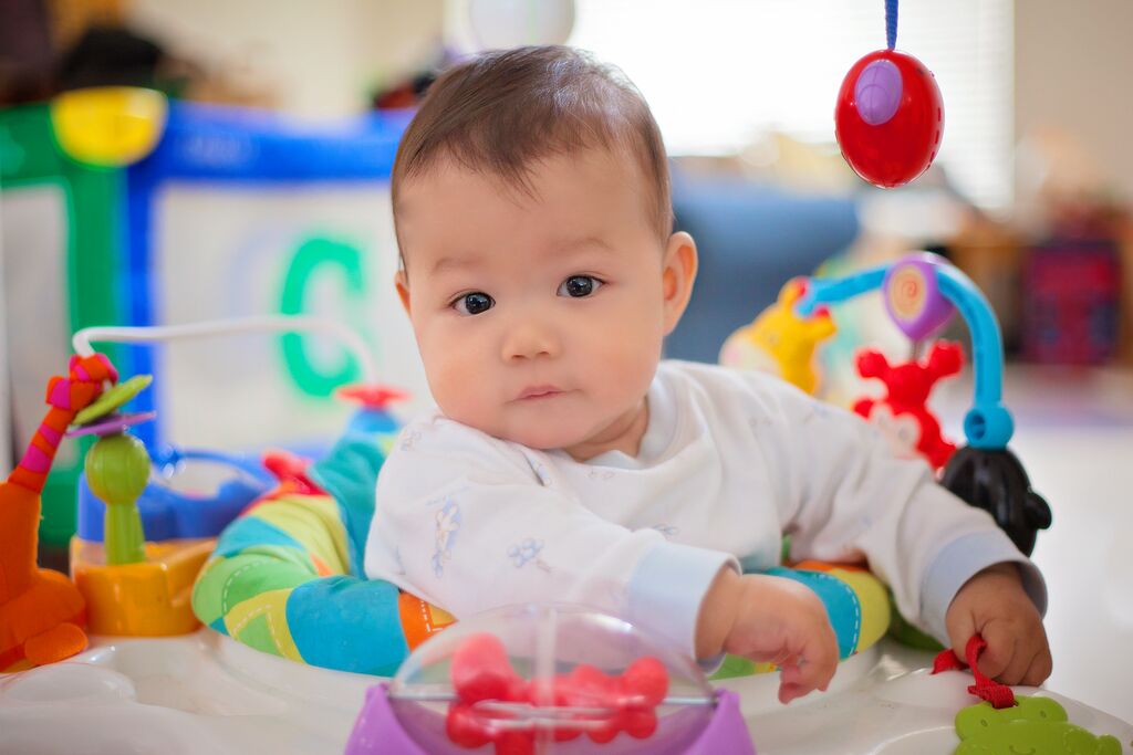 Baby Seating in Static Activity Centre