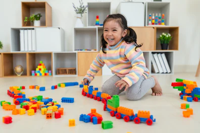 kid_playing_with_toys