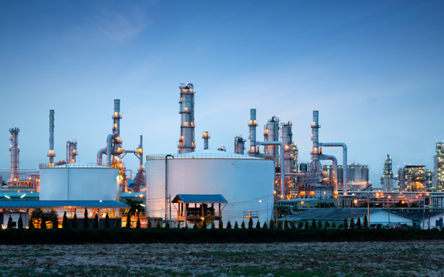 Storage Tanks and Petrochemical Plant