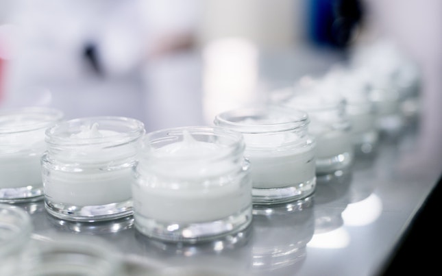 Tarros de crema facial