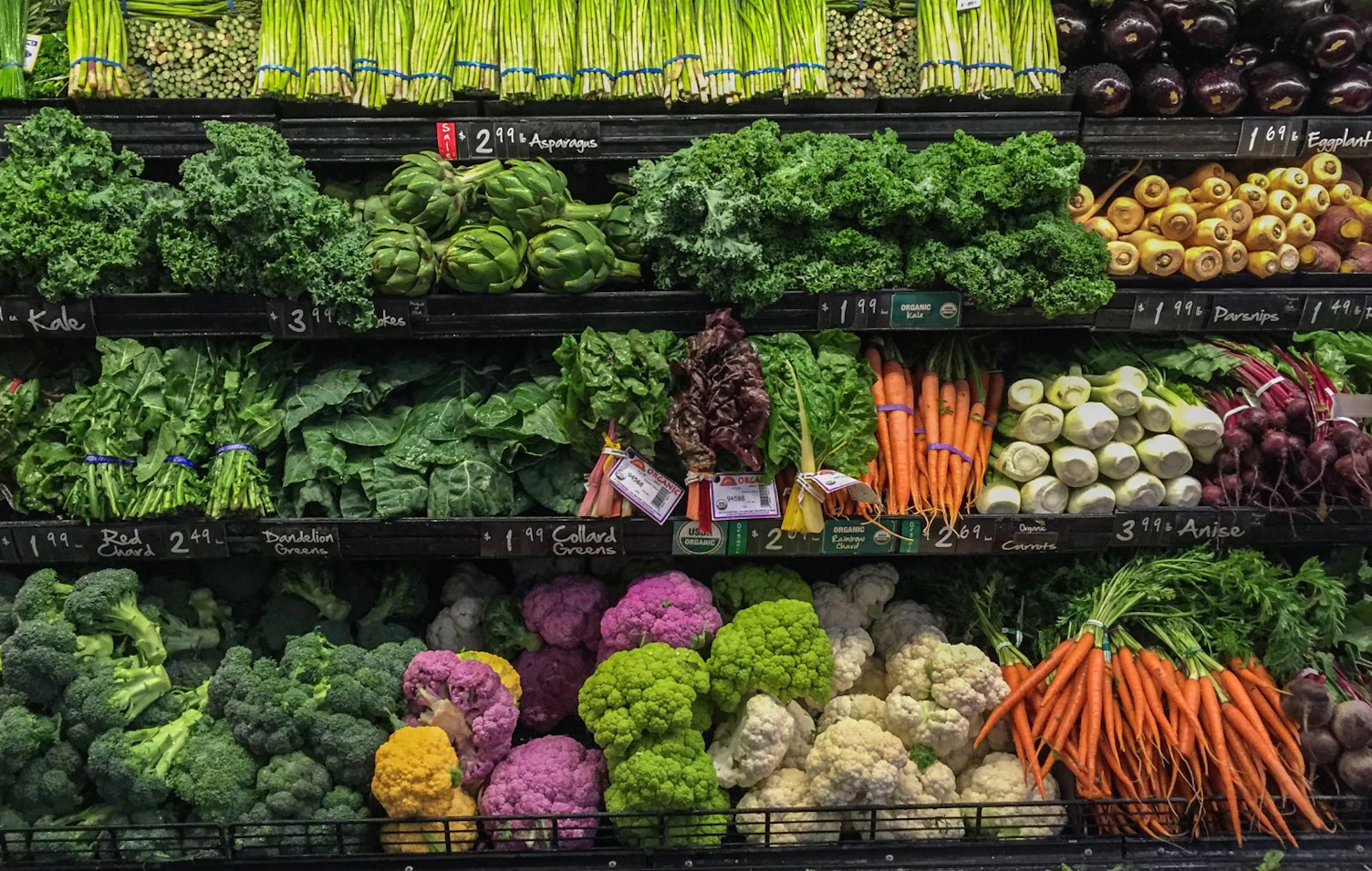 Fresh Vegetables Display