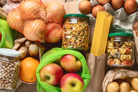 _orig grocery shopping in eco bags i