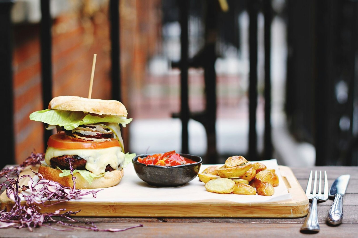 Hamburger Plate
