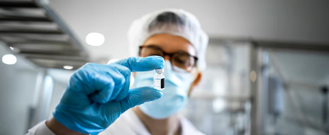 Análise química independente: um pilar da segurança farmacêutica global