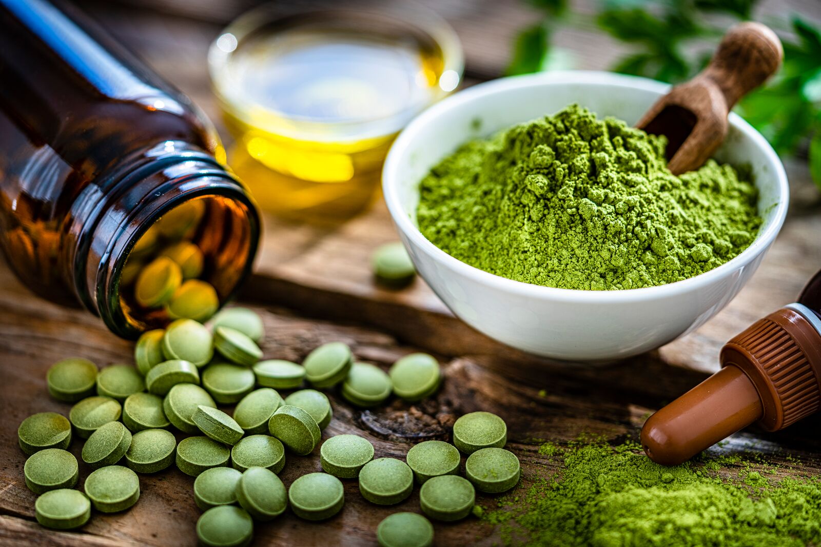 Moringa Oleifera Powder and Pills