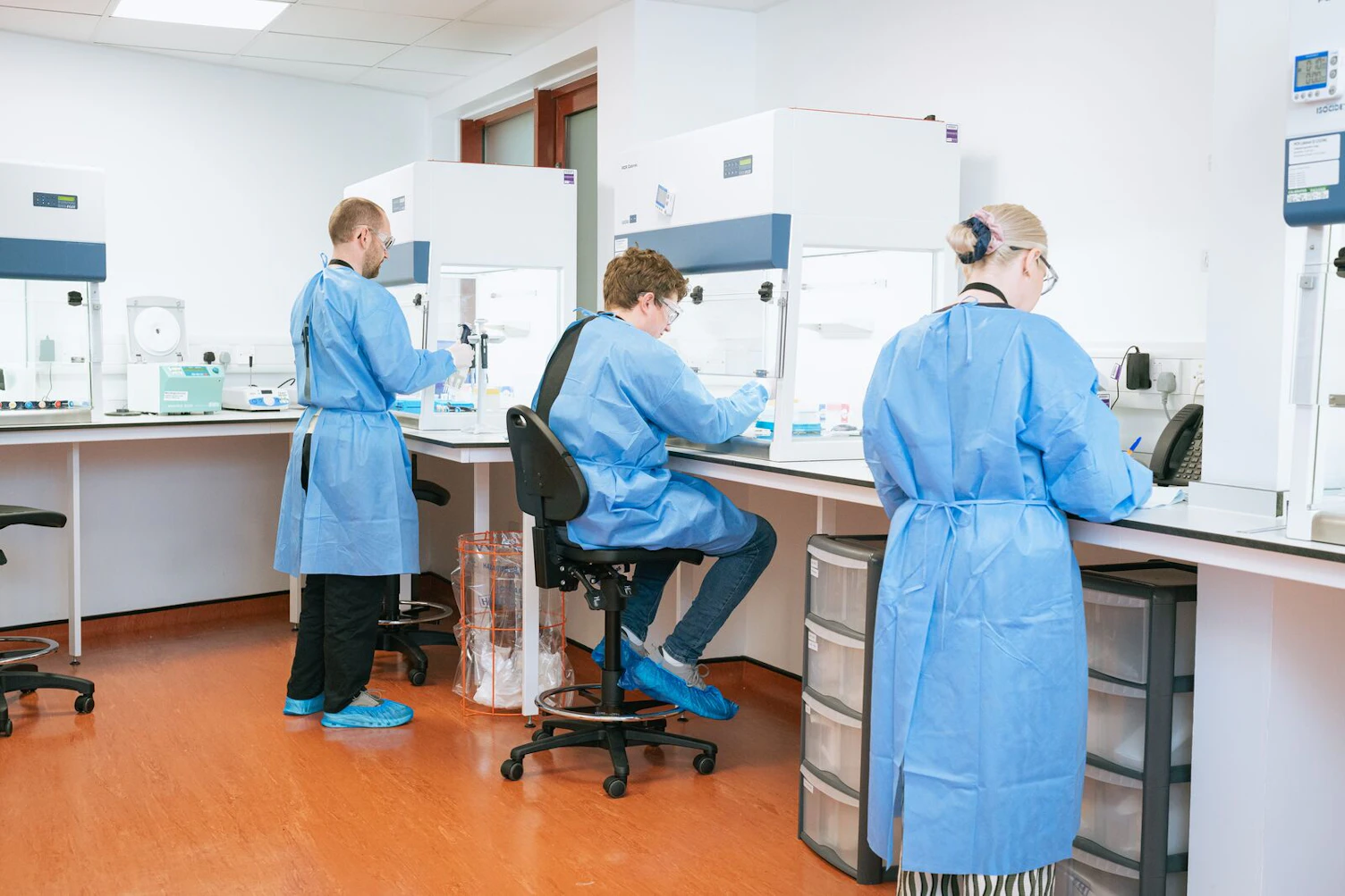 SGS Biosafety Testing Laboratory Glasgow 3 Scientists