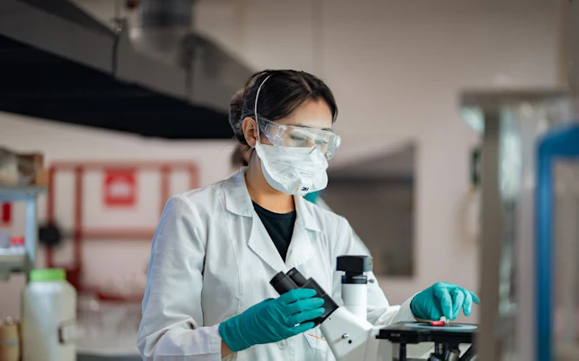 SGS Determinarea oxigenului în cupru anodic pe un microscop metalografic, Balkash Kazahstan