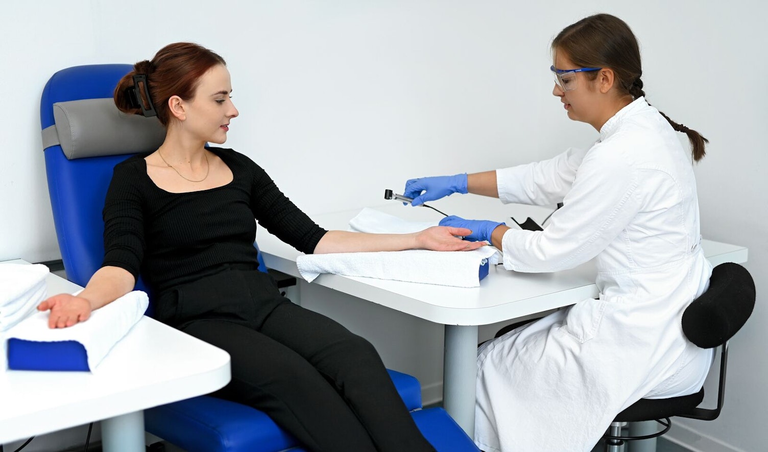 SGS Fresenius Enstitüsü Kozmetik Laboratuvarı Analizi Hamburg, Almanya