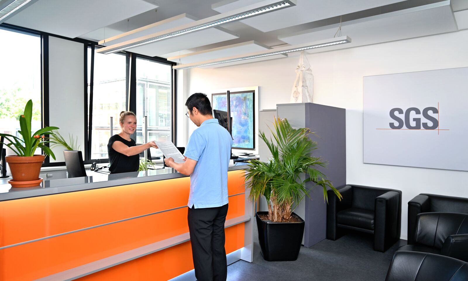 SGS Institut Fresenius Cosmetics Laboratory Analysis Hamburg Germany