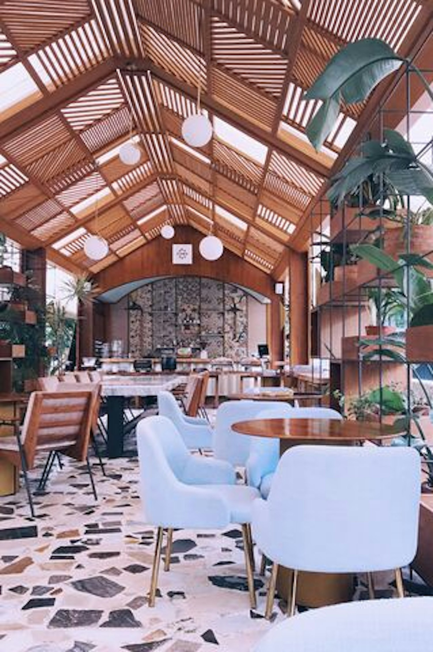 small-Hotel Restaurant