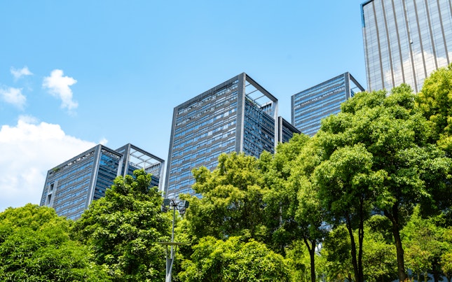 Parcul Central Lawn și clădirea de birouri Financial Center