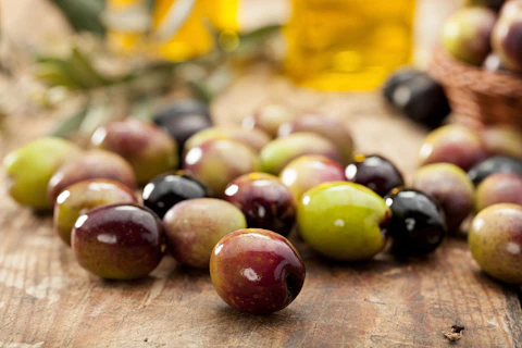 Fresh Olives