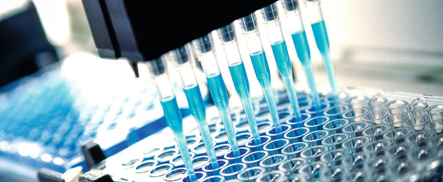 Multichannel Pipette Device Used for Pharmaceutical Research