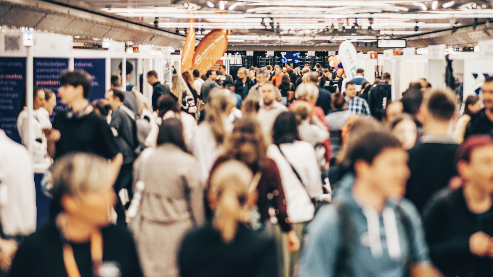 Foule dans un salon professionnel