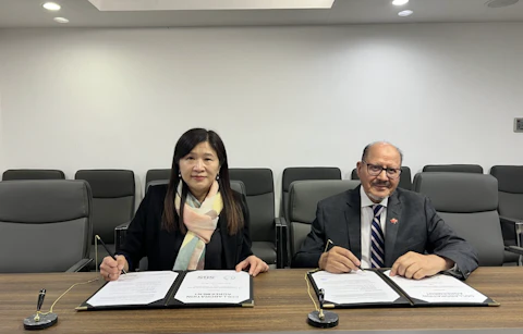 BOT HALA MOU_PHOTO 2