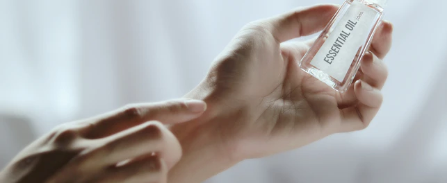 Essential oil aromatherapy