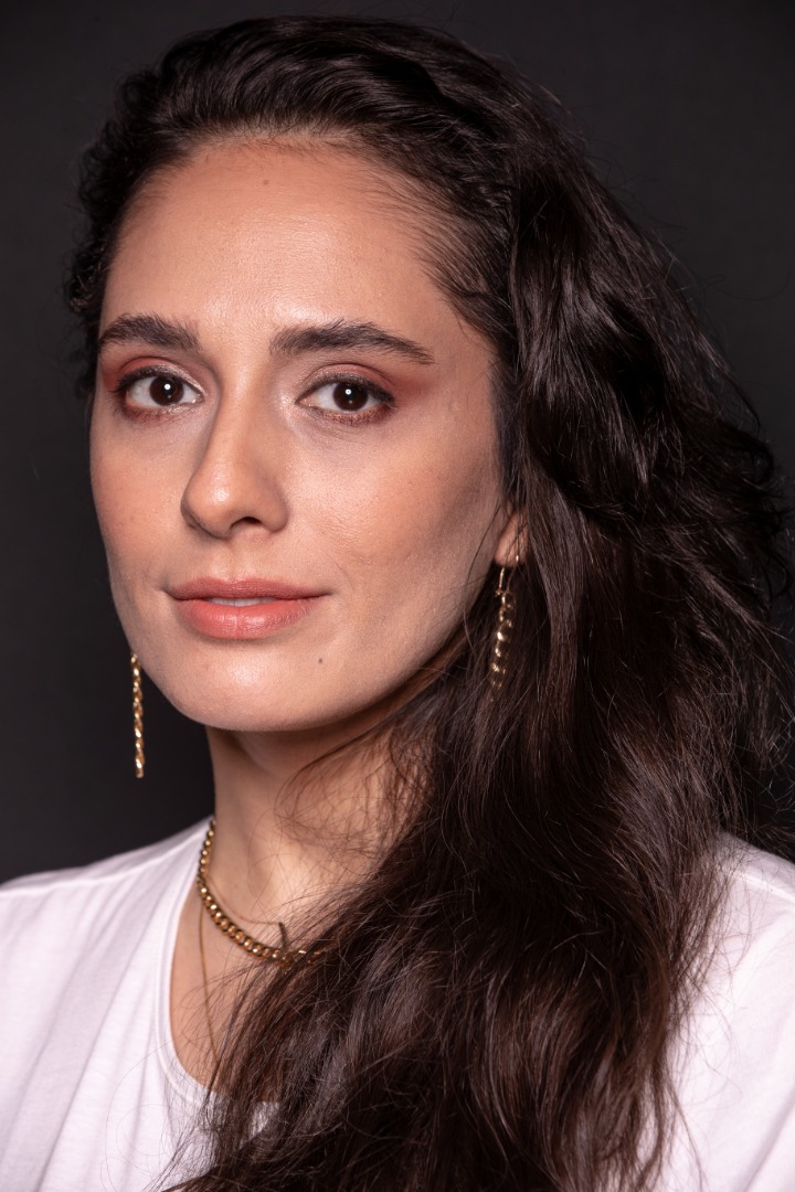 Azadeh Haratiannezhadi Photo