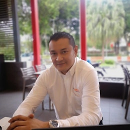 Iskandar Zulkarnaen Photo