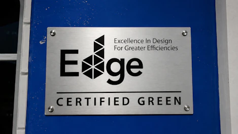 EDGE 3