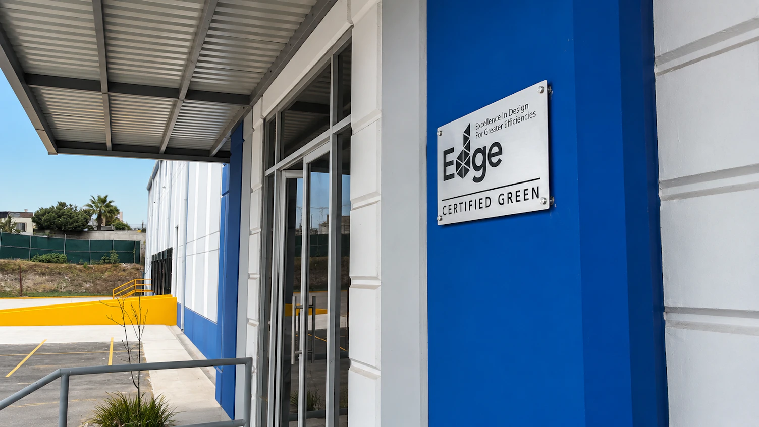 EDGE 4