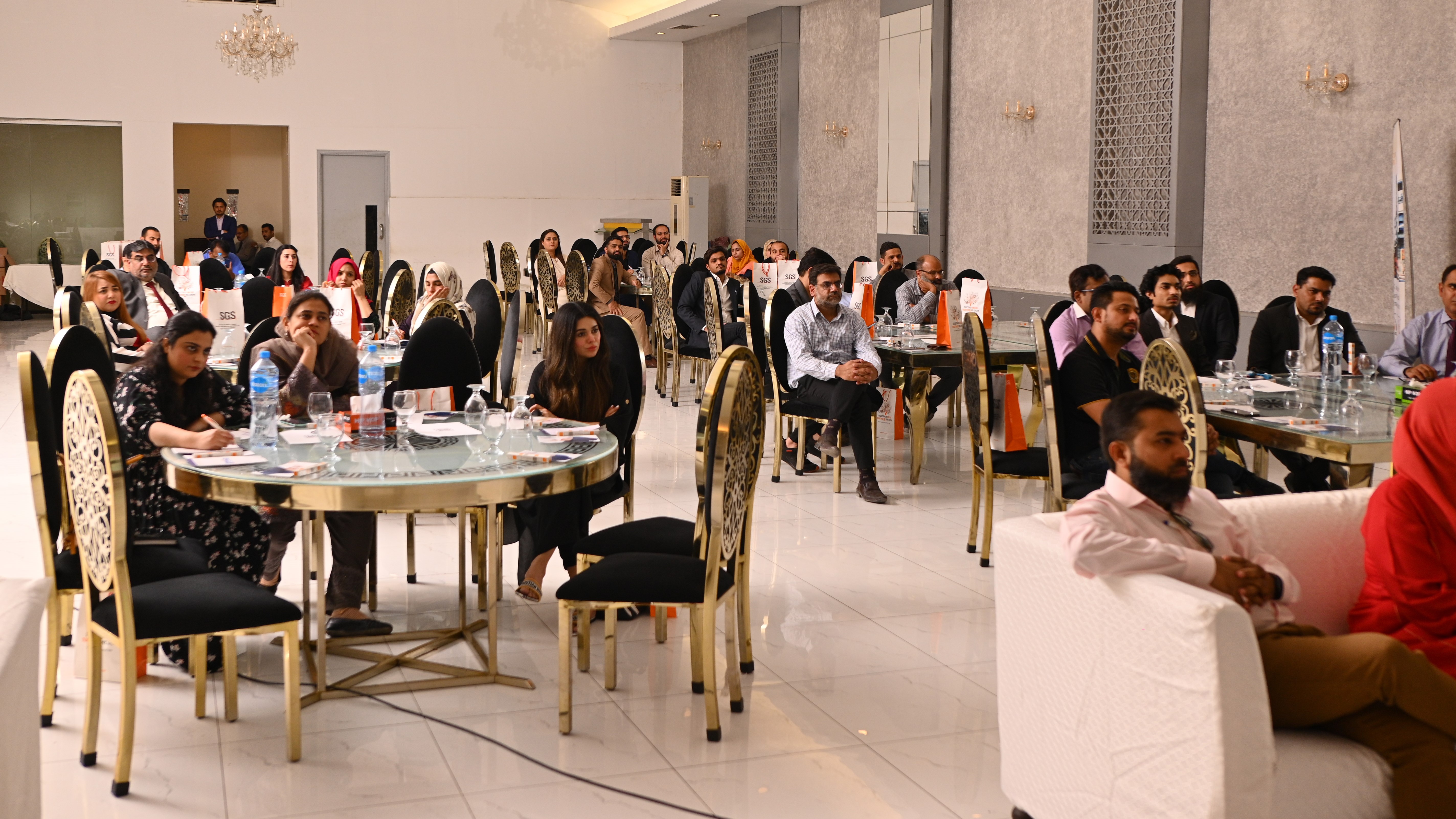 Cosmetics, Personal Care and Hygiene Industry Challenges Discussed at the SGS Seminar in Karachi