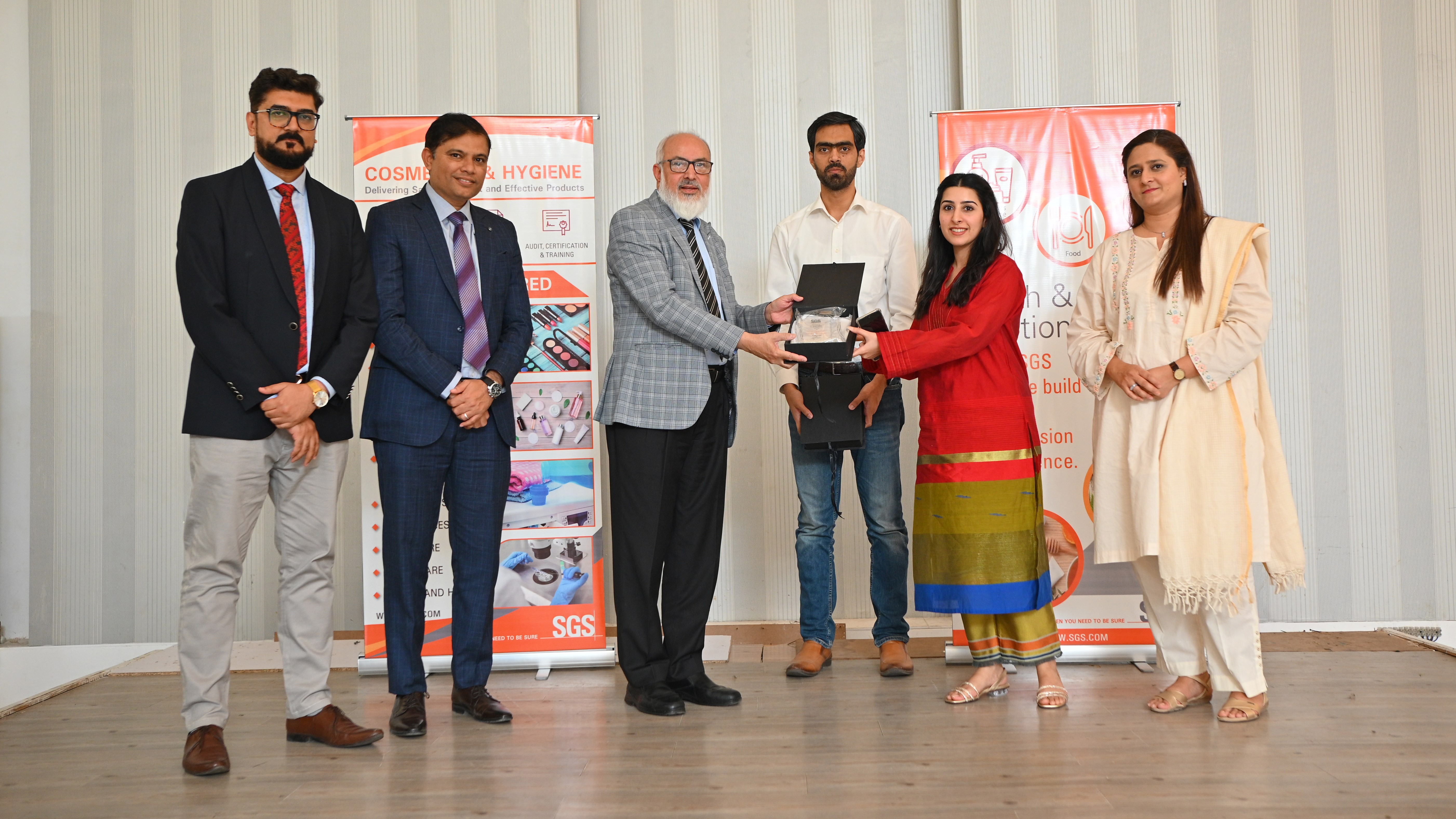 Cosmetics, Personal Care and Hygiene Industry Challenges Discussed at the SGS Seminar in Karachi