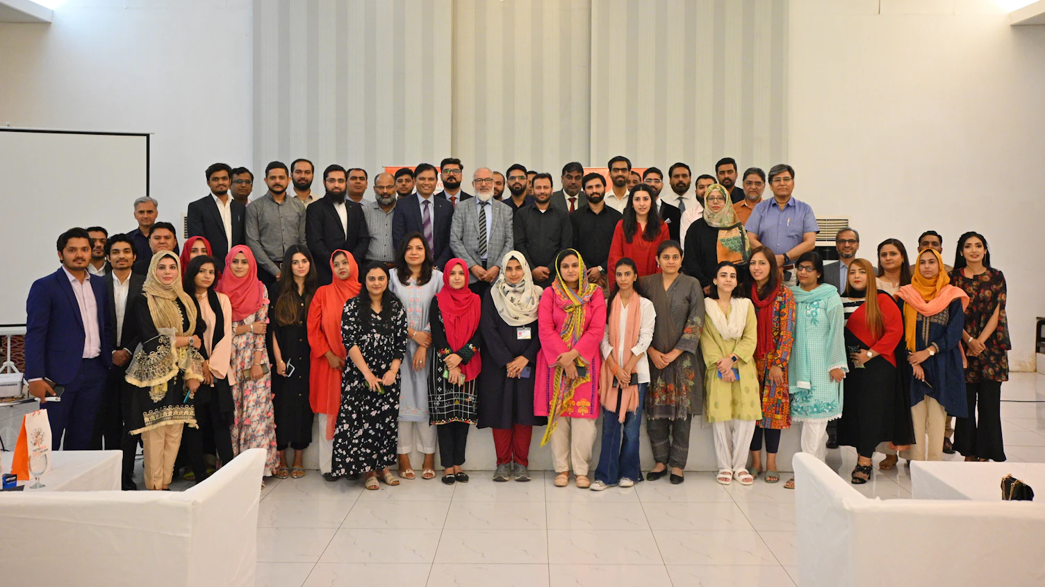 Cosmetics, Personal Care and Hygiene Industry Challenges Discussed at the SGS Seminar in Karachi