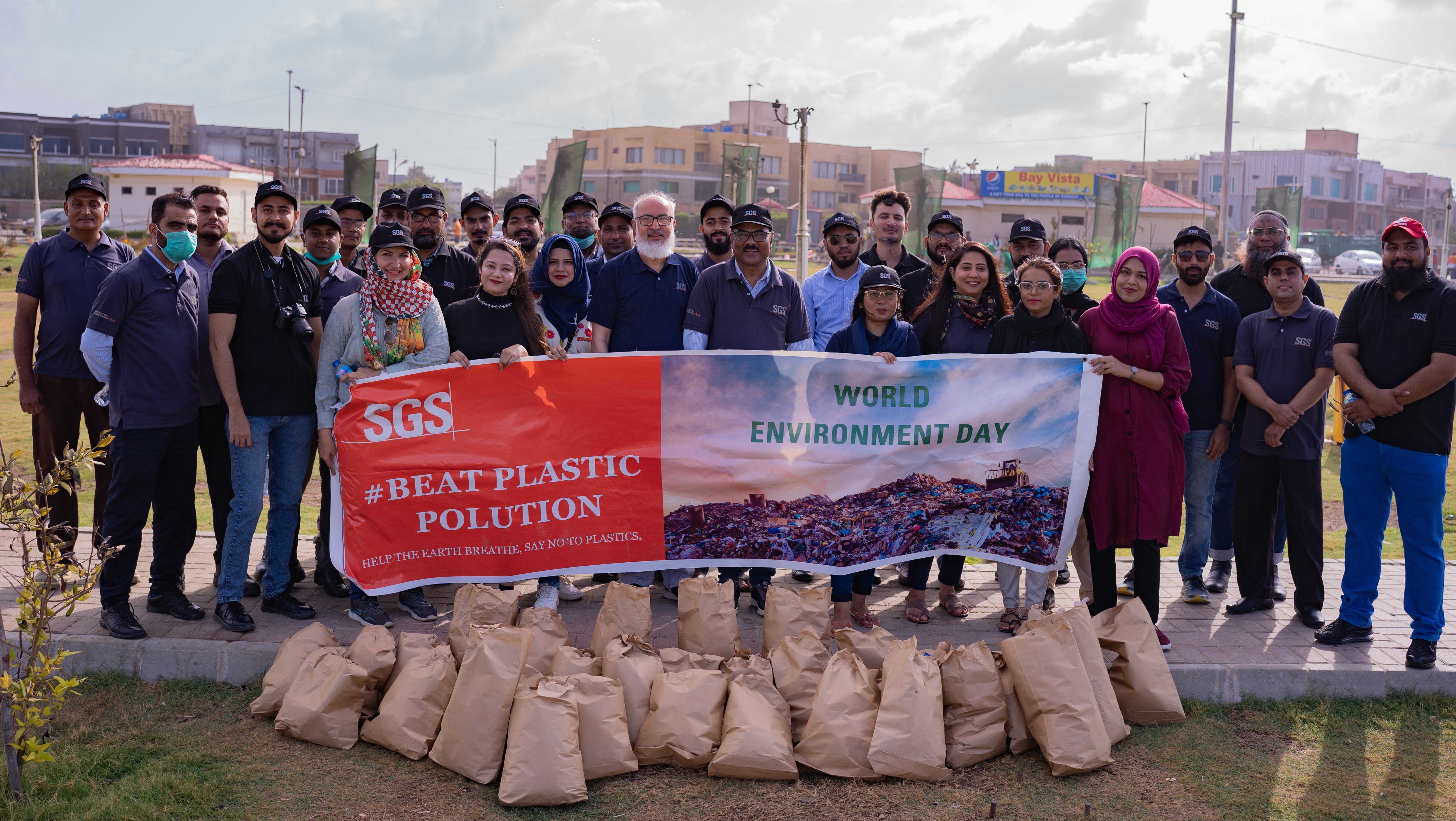 SGS Karachi Marked the World Environment Day by Cleaning the Seaside Beach