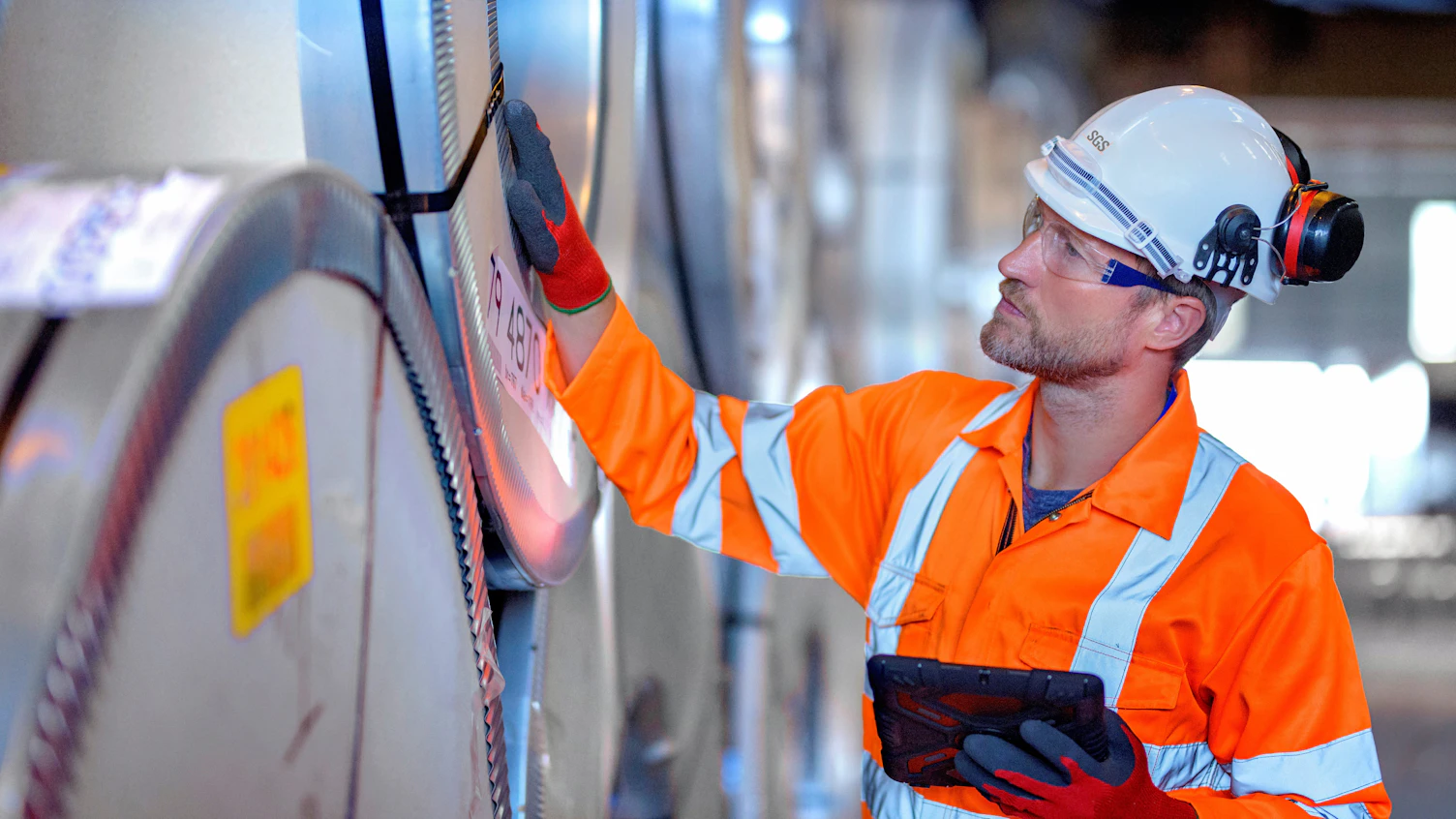 Three Major Risks Faced by Investors in Qatar While Sourcing Equipment Abroad and How to Tackle Them