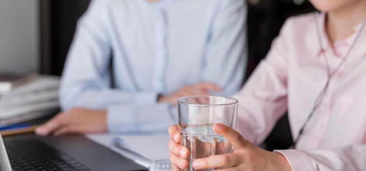 calcular huella hidrica hogar empresa medidas reducirla