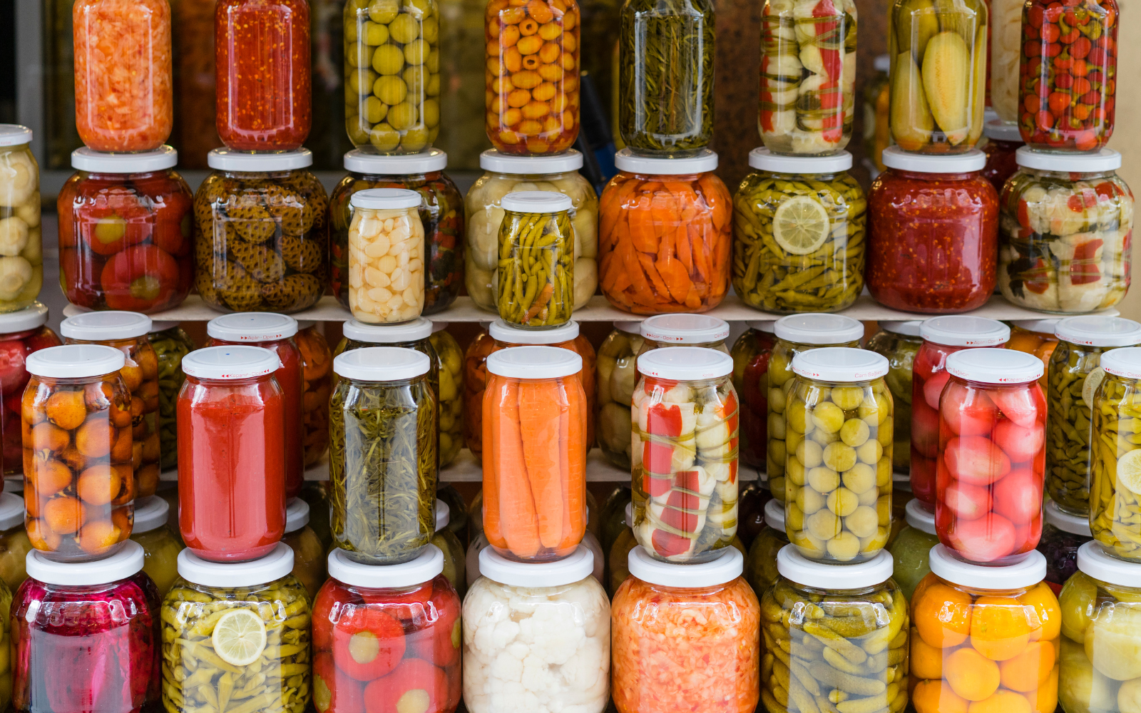 Aminy biogenne znajdujące się w fermentowanej żywności mogą w nadmiarze powodować problemy zdrowotne.