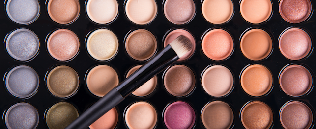 Badania mikrobiologiczne kosmetyków są kluczowe dla dobra wszystkich konsumentów.