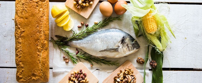 Kwasy tłuszczowe omega-3 wykazują szereg prozdrowotnych właściwości, ale ich nadmierne spożycie może wywołać problemy.