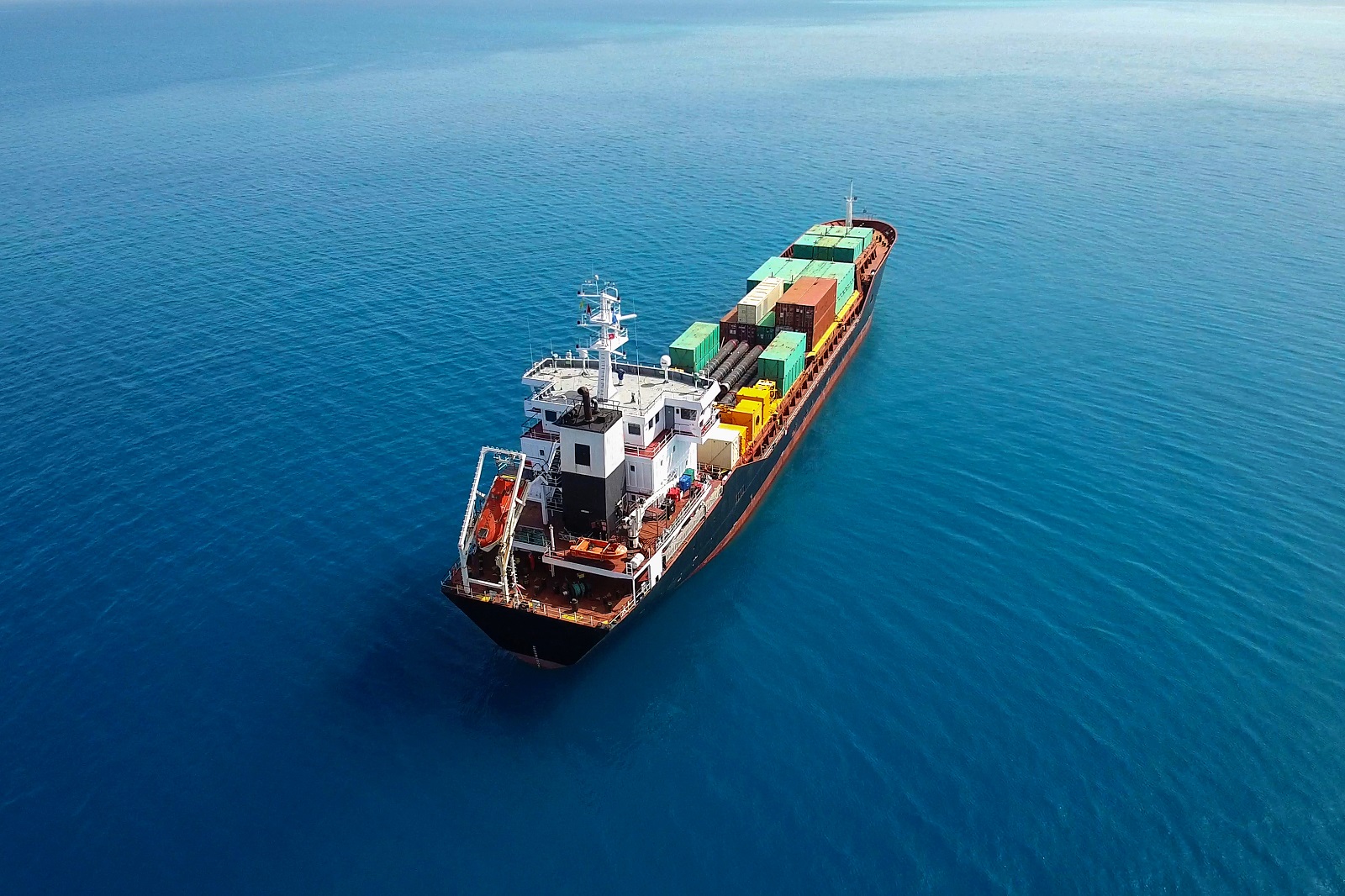 W kontenerach transportowych mogą gromadzić się różne toksyczne substancje, stanowiące zagrożenie dla zdrowia pracowników i osób mających kontakt z ładunkami.