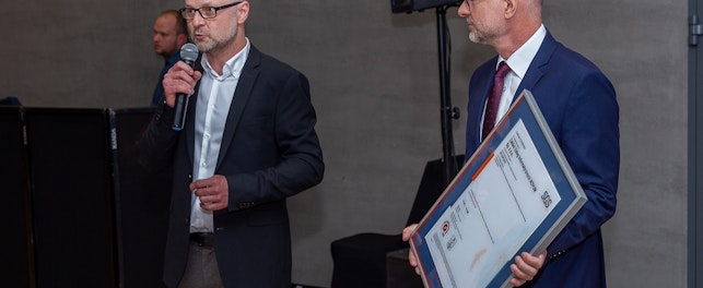 Przekazanie przez SGS certyfikatu ISO 22301 dla NOVUM podczas gali FANB