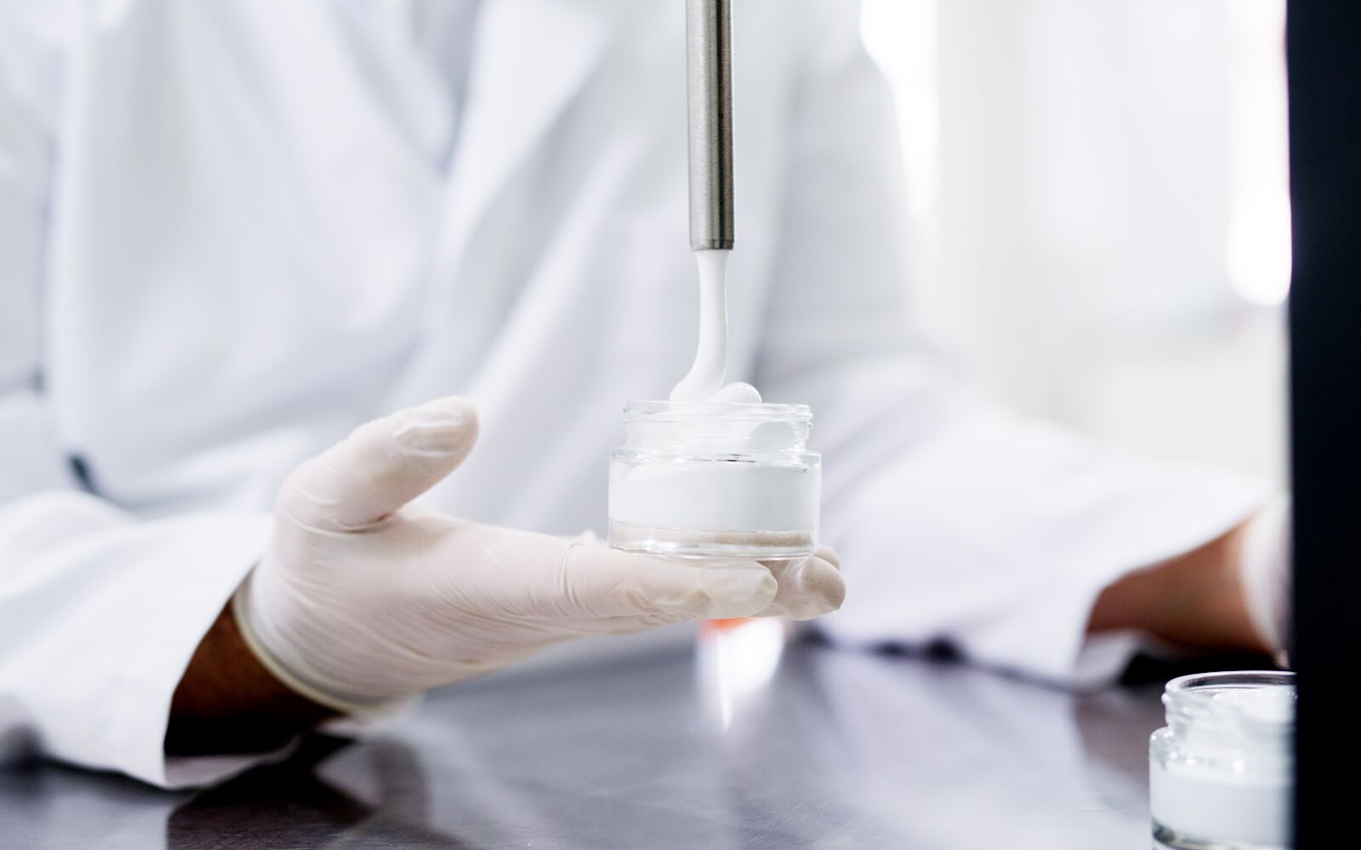 Test konserwacji to gwarancja bezpiecznego kosmetyku.