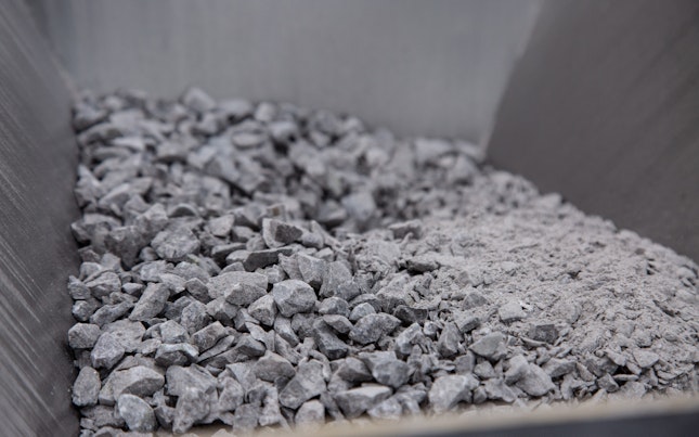 Crushed and coarse rocks