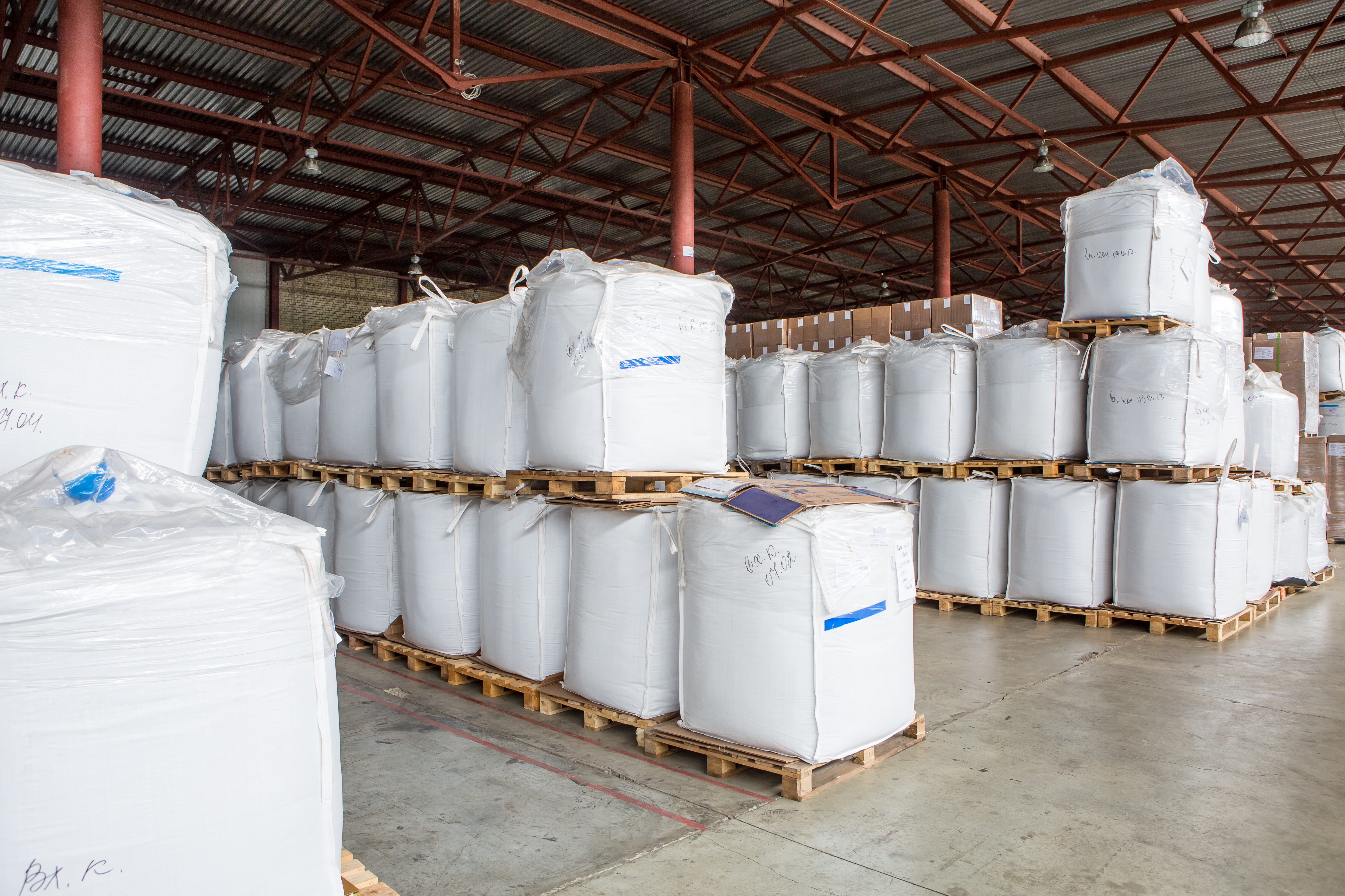 Fertilizer Dry Chemicals and Sulphur