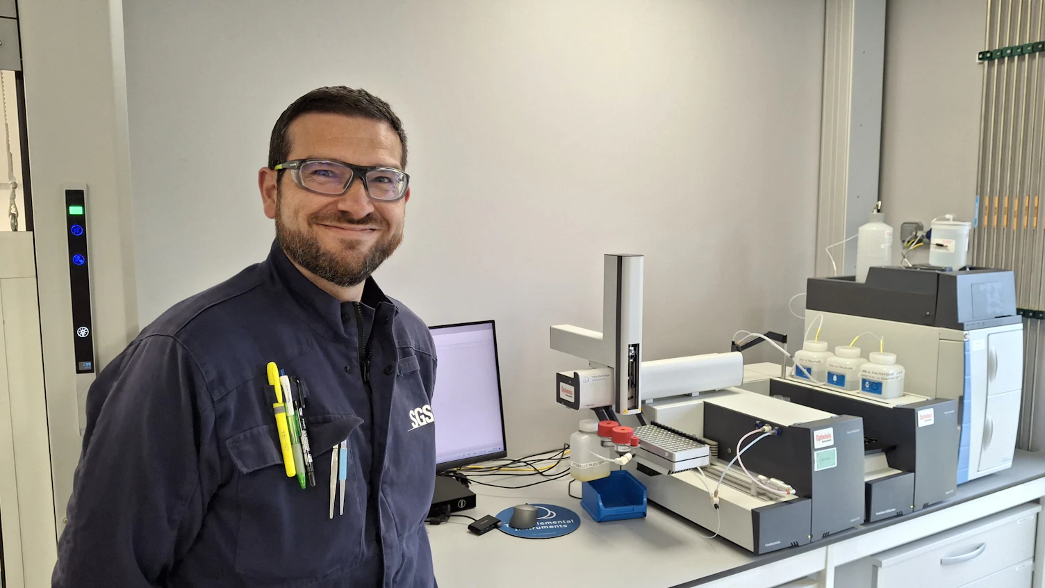 Scientist at the SGS Oudalle Hydrogen Laboratory