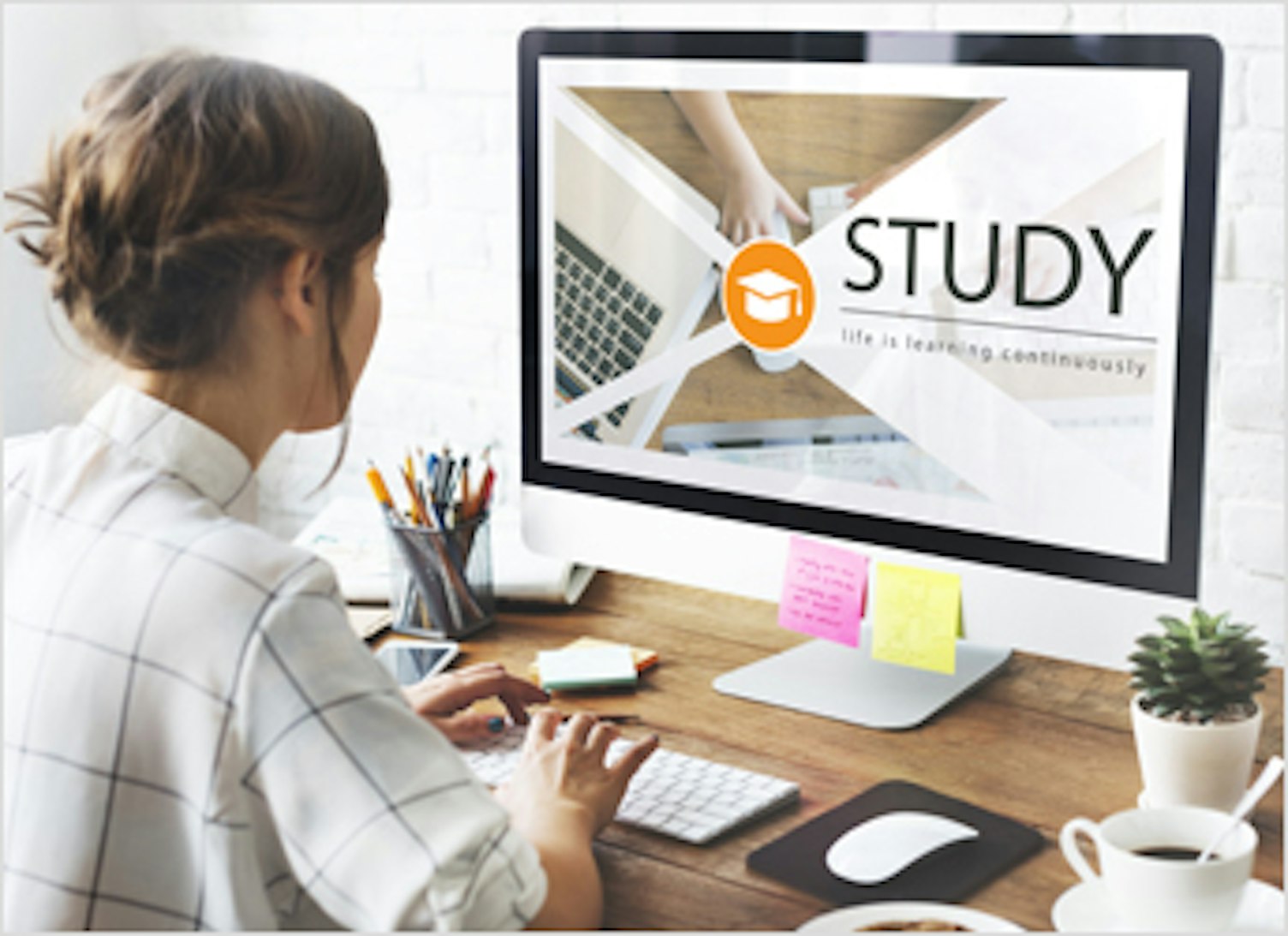 Distance Learning Online Education 344px