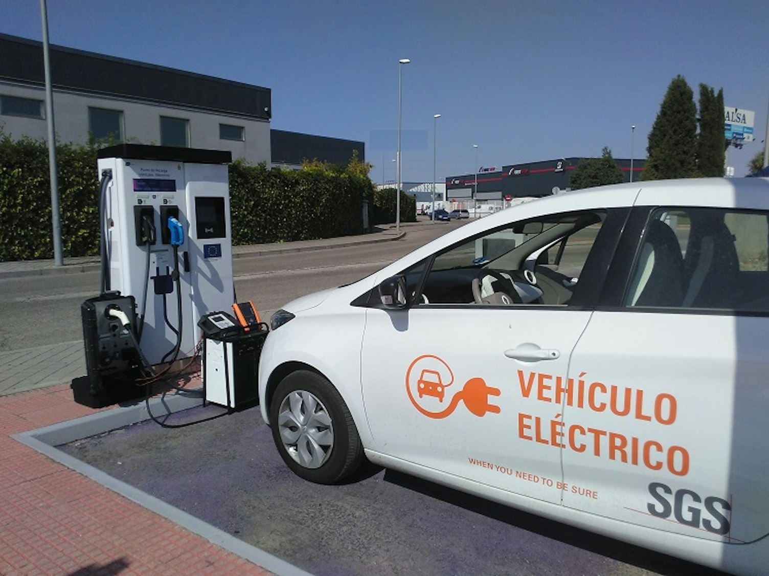 Recarga vehículo eléctrico de SGS