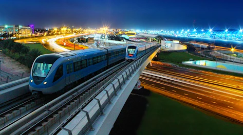 hero Dubai overhead metro