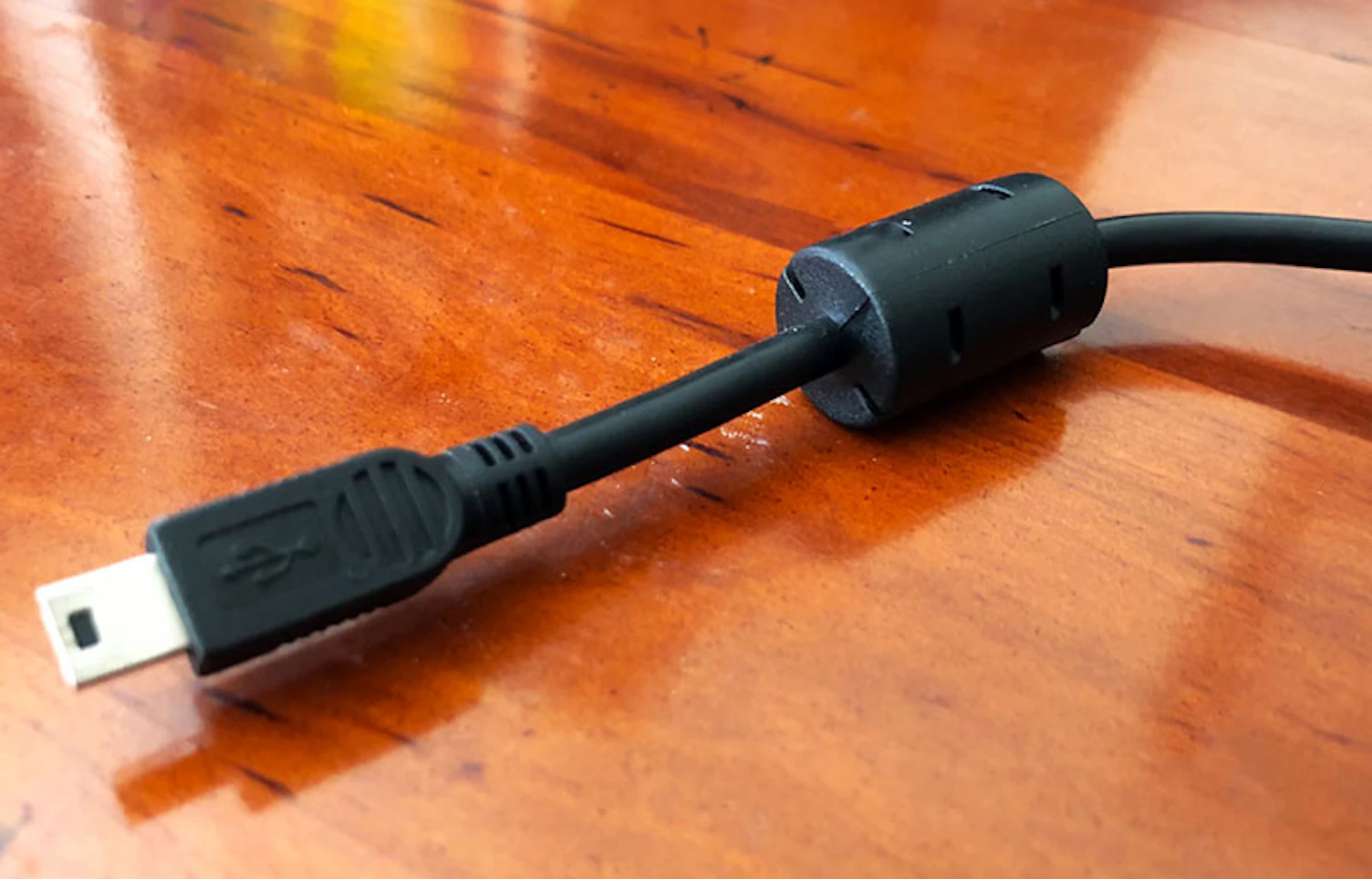 main feature Scientist Using Machine