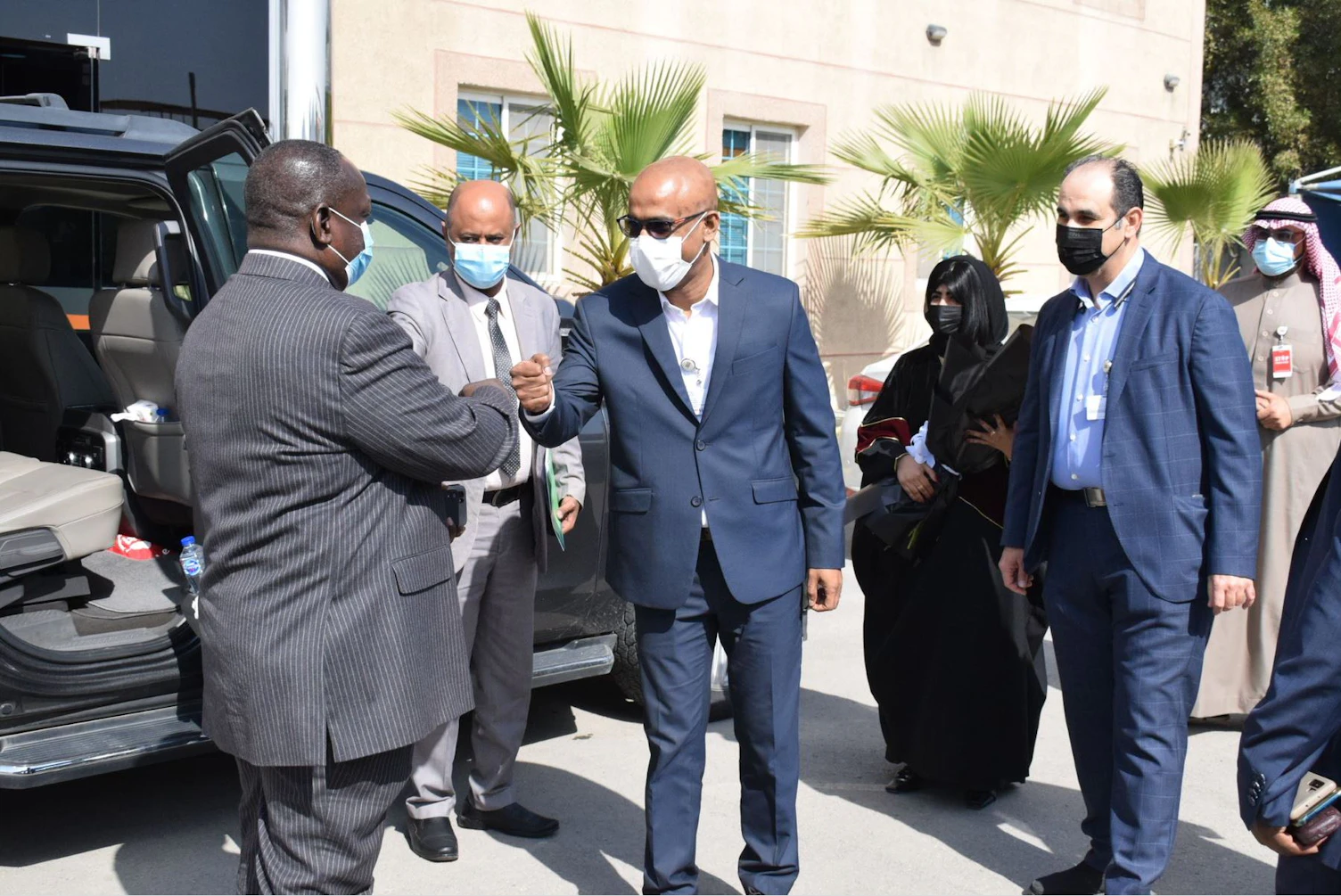 MD handshake with Kenyan Ambassador